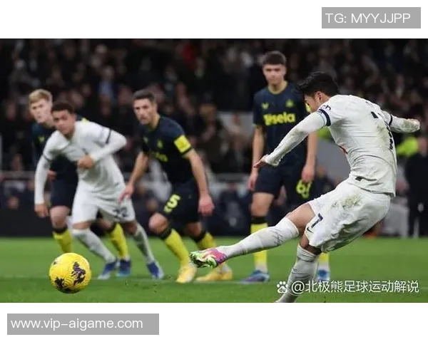 女人天下足球:在绿茵场上绽放女性力量与梦想的故事 女人天下足球:在绿茵场上绽放女性力量与梦想的故事